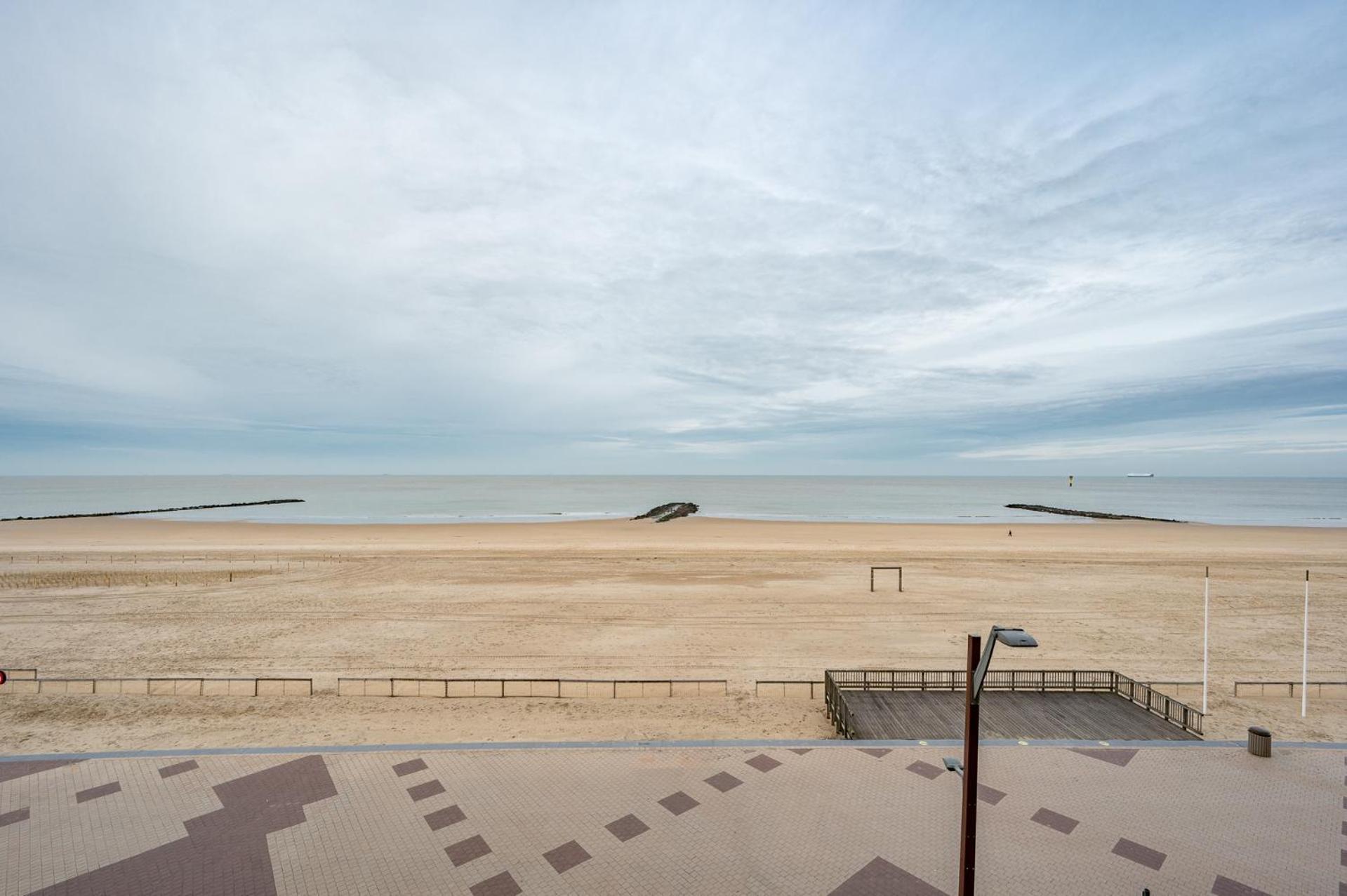 Appartementen Op De Zeedijk In Knokke Op De 3E En 4E Verdieping Van Logie Marie ภายนอก รูปภาพ