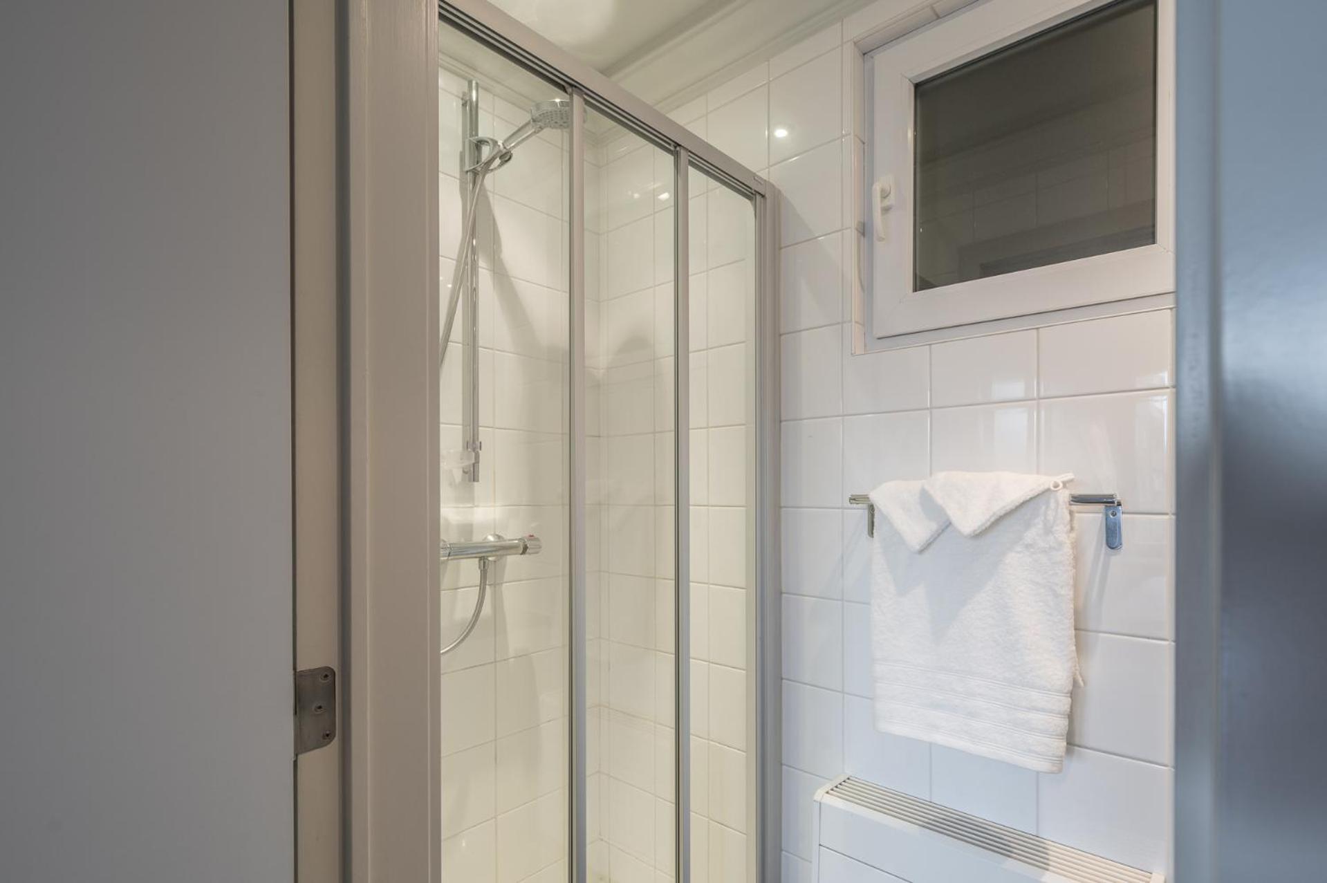 Appartementen Op De Zeedijk In Knokke Op De 3E En 4E Verdieping Van Logie Marie ภายนอก รูปภาพ